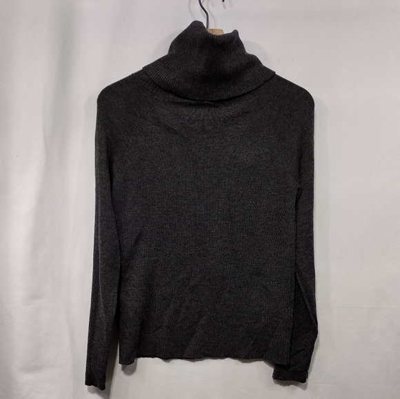 Ann Taylor 100% Wool Turtle Neck Sweater Women's L Gray Casual Comfy Minimalist - Picture 5 of 8